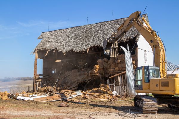 Barn Demolition in New Bern