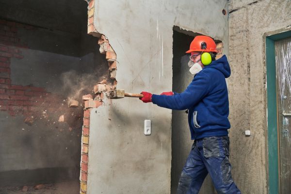 Concrete Wall Demolition in New Bern
